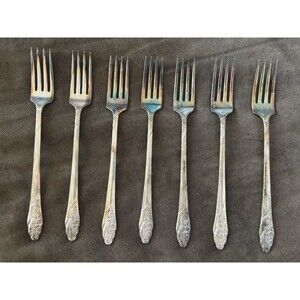 7 Vintage Oneida Community Plate Evening Star Dinner Forks Silverplate Replacmnt